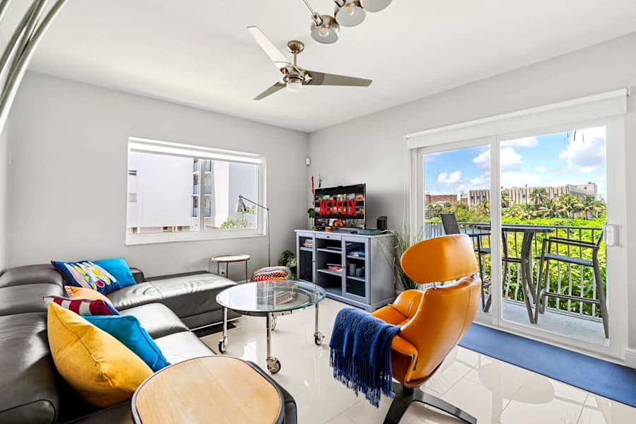 Pompano Condo: The living room connects to a balcony with views of the Intracoastal