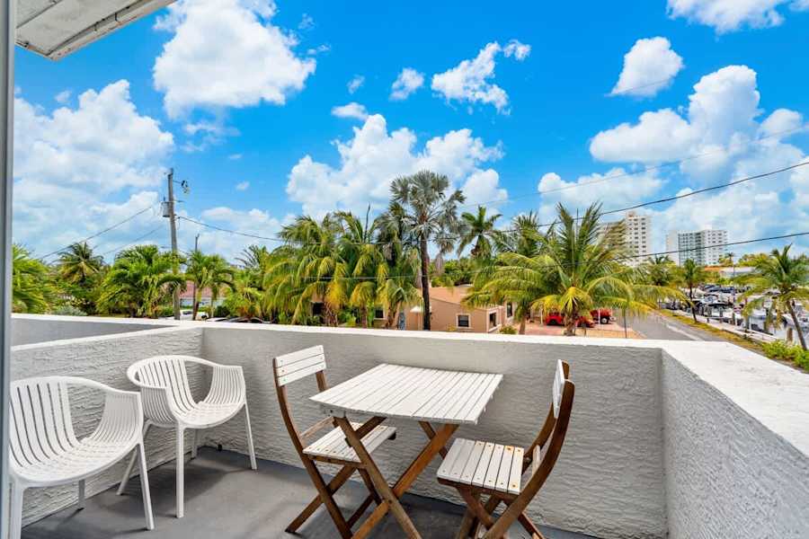 Pompano Condo: An outdoor area where you can sit with your morning coffee and look out to the Waterway