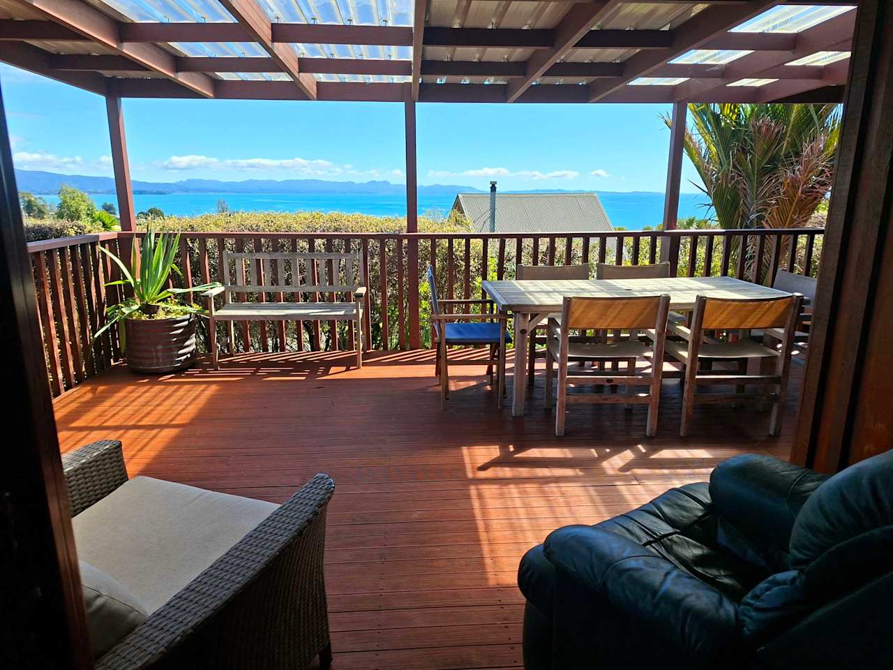 Pōhara's Kauri Lodge - Coastal Views in Golden Bay — photo 1 of 23
