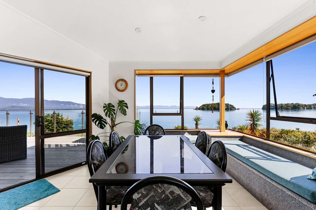 Beachfront Home at Tata Beach photo 3