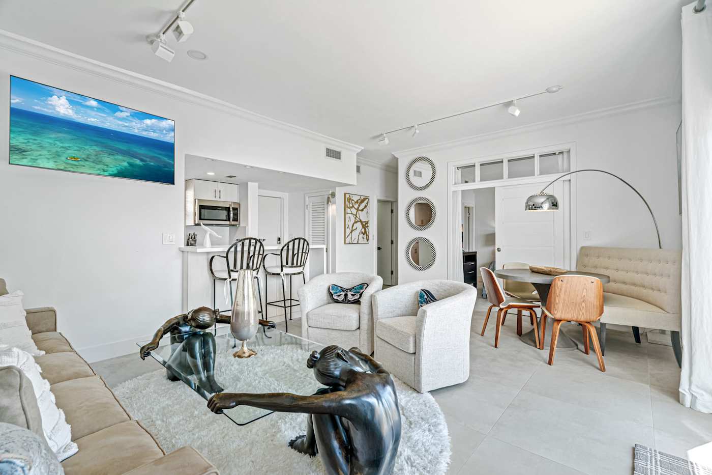 Ocean Block: An open-concept space keeps everyone connected