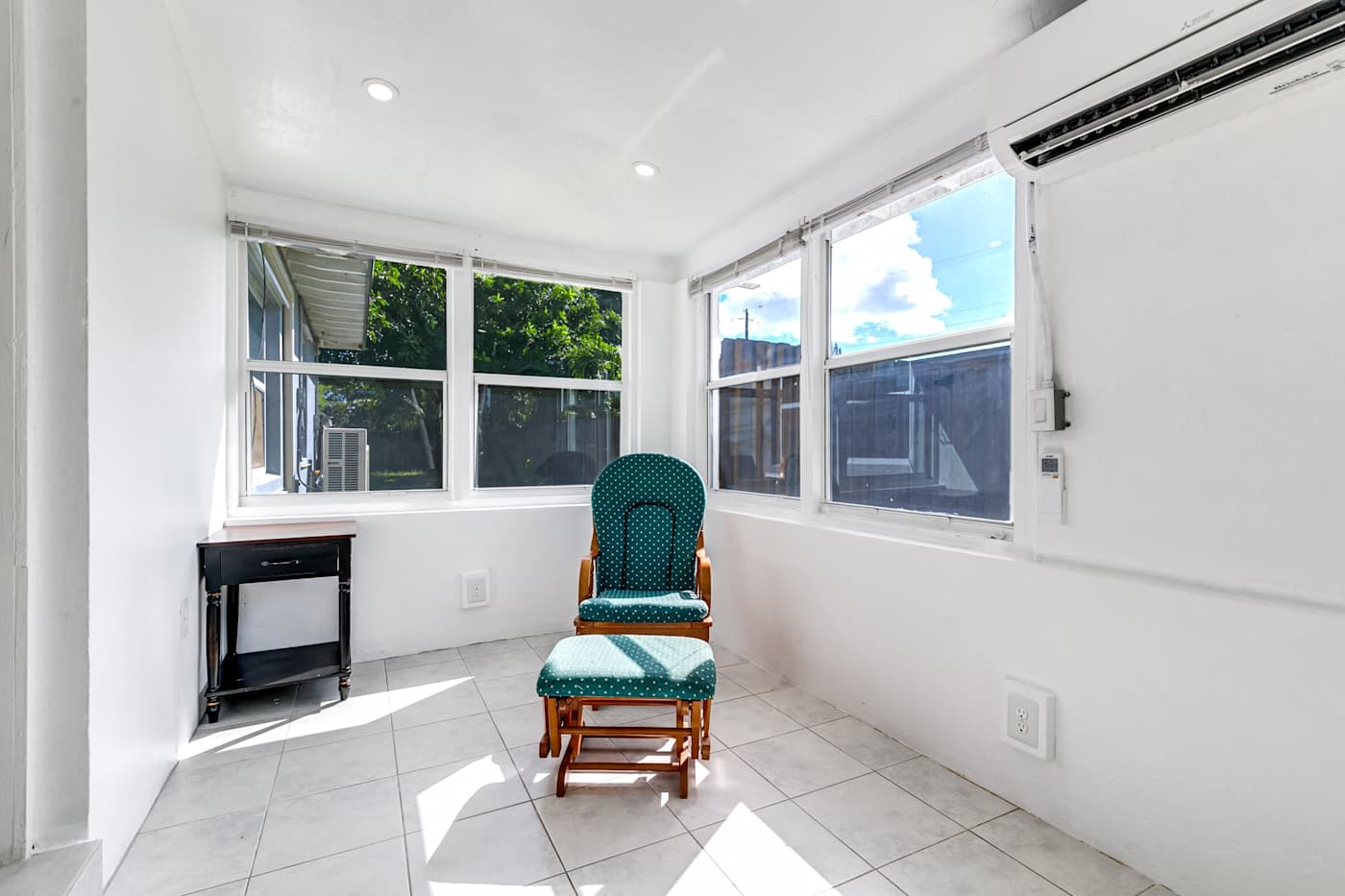 Pompano Bungalow: A great spot for times when you want to soak up more sunlight while relaxing