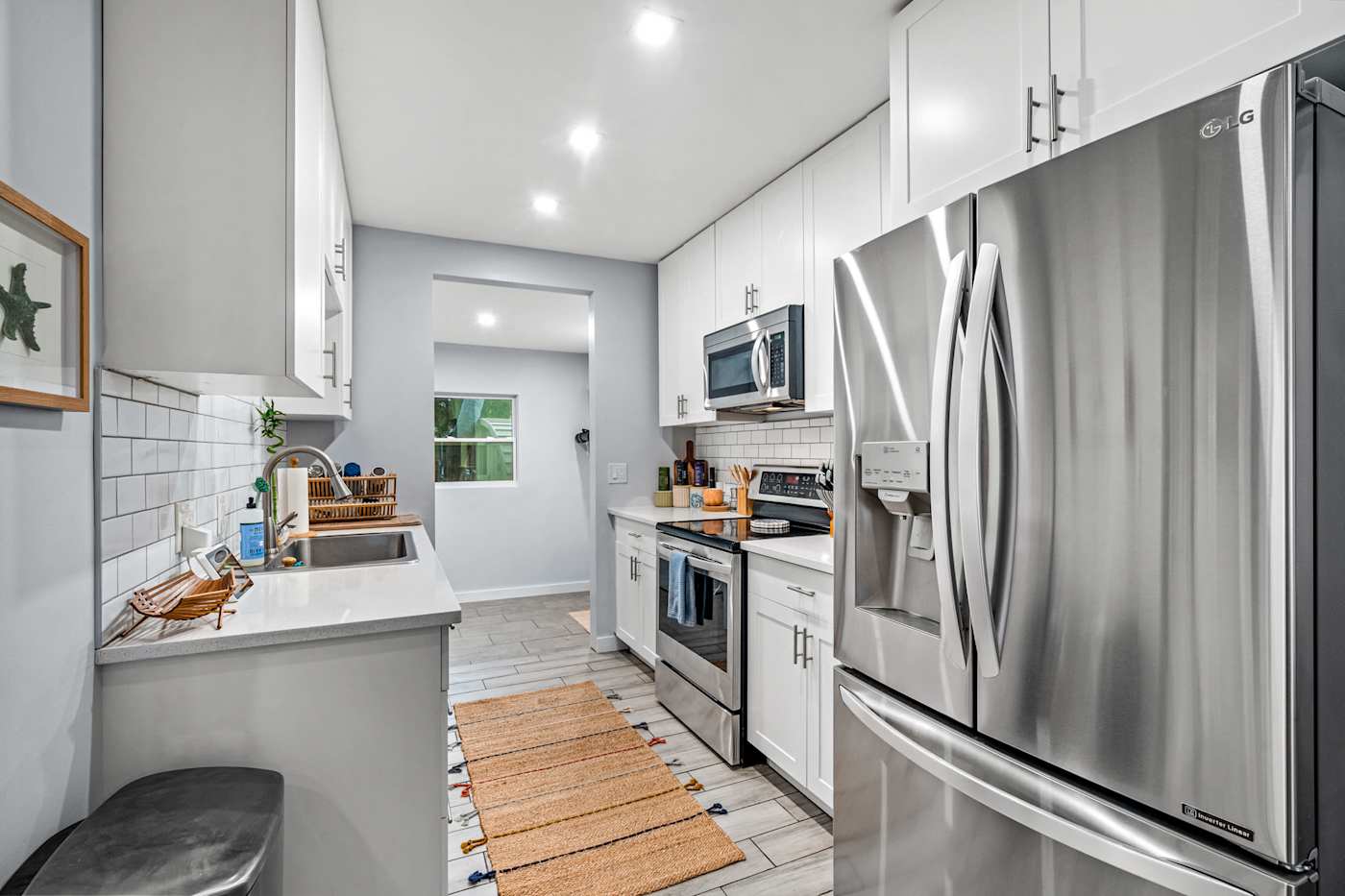 EV Retreat: Our kitchen has stainless steel appliances