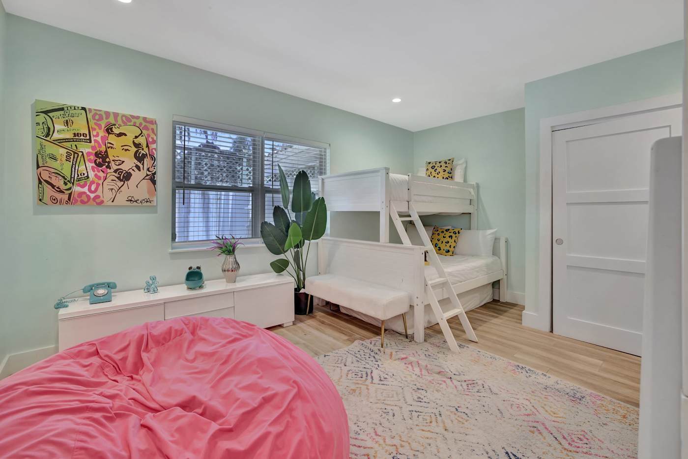 6 Bed Beach House: Bunk room with bunk beds and a play corner