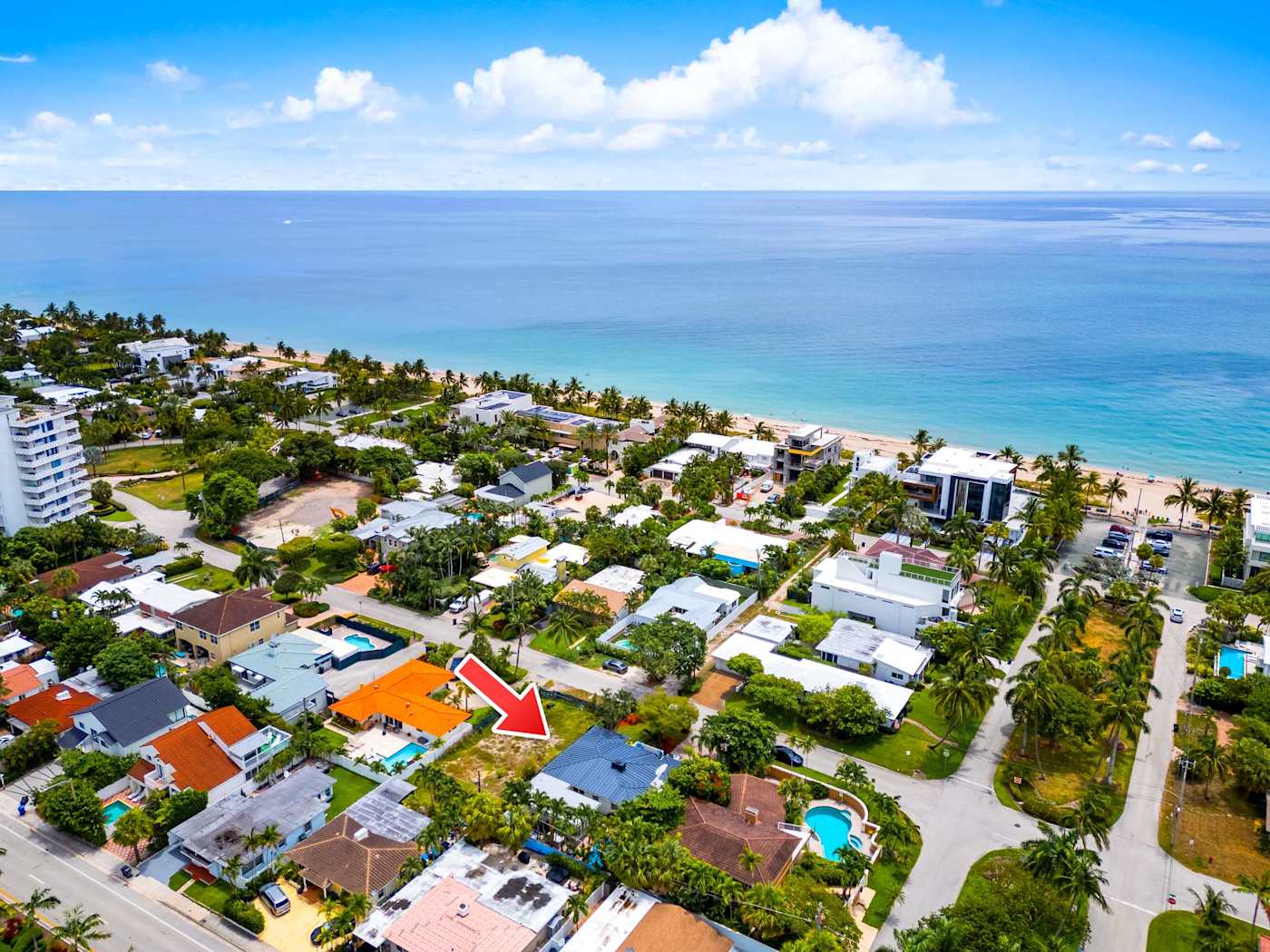 Beach Pop House: The neighborhood and the ocean from above