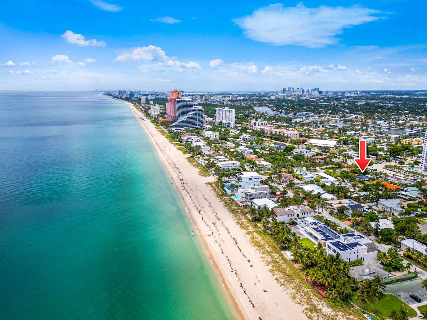 Beach Pop House: The coastline from above, looking down the beach