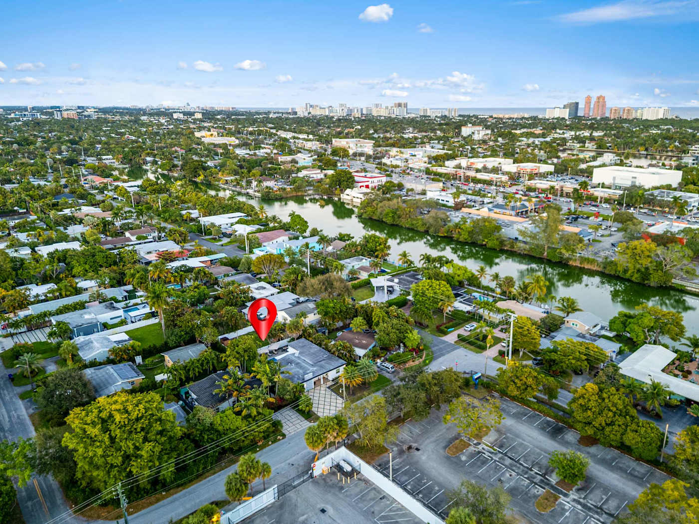 Casa Pura Vida: Aerial of the street and the waterways beyond