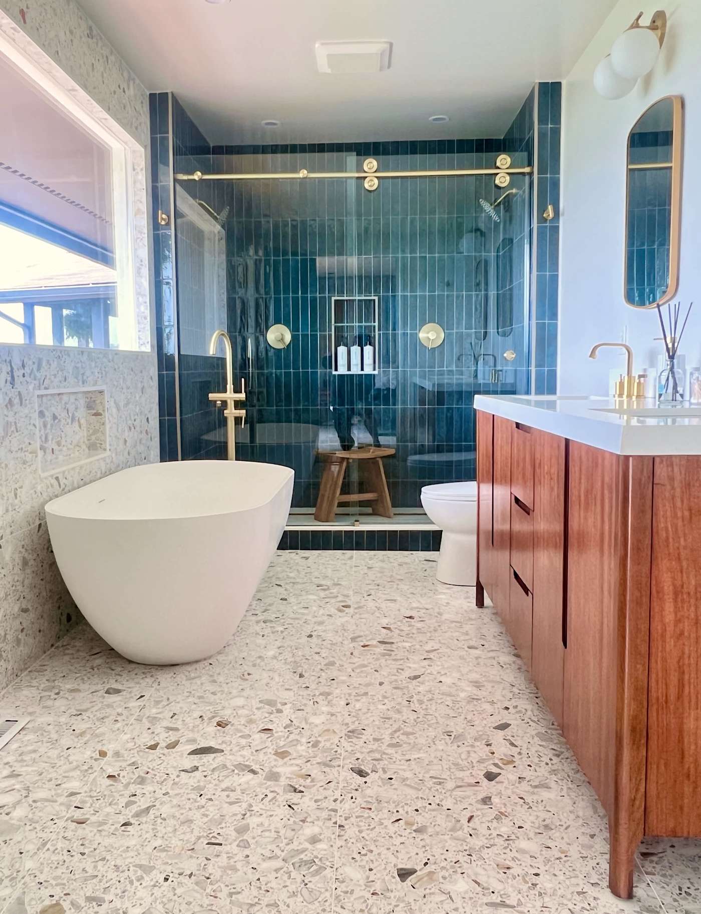 Hudson House: Soaking tub and walk-in shower in the renovated bathroom