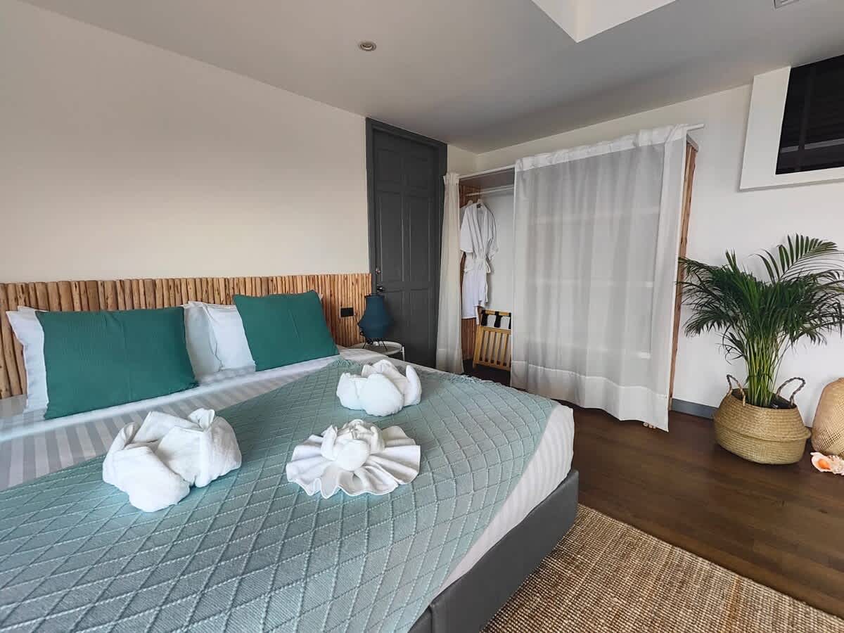 Luxury Villa Firesky beachfront and sunset