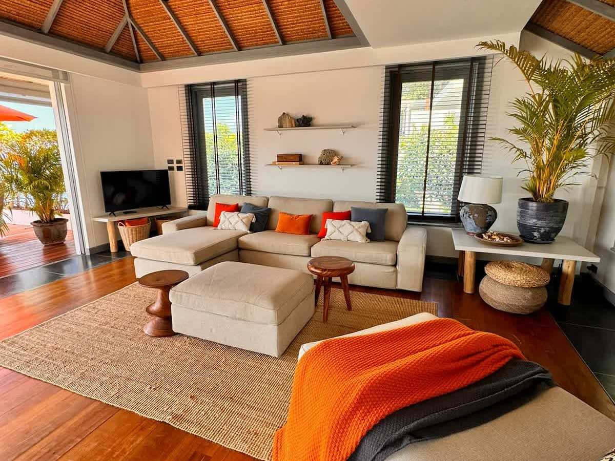 Luxury Villa Firesky beachfront and sunset