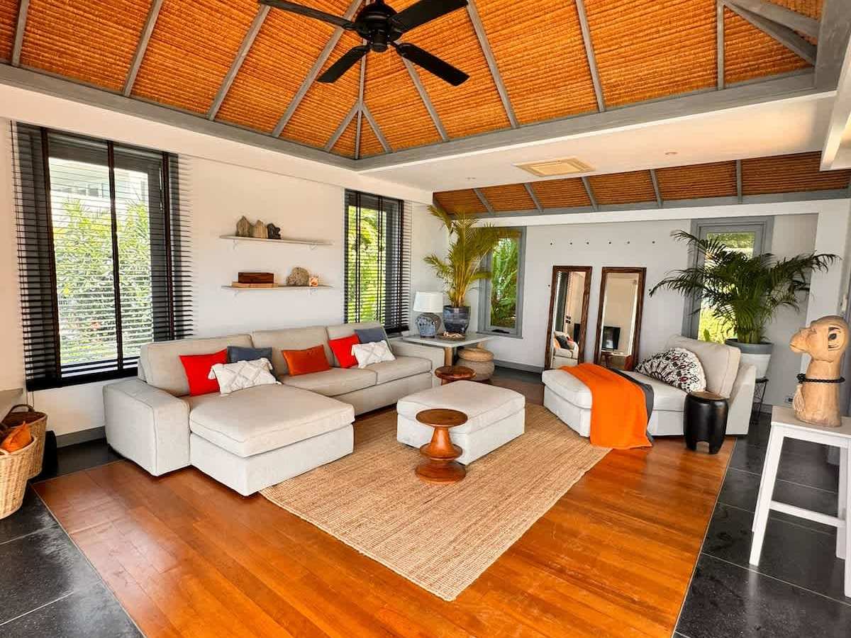 Luxury Villa Firesky beachfront and sunset