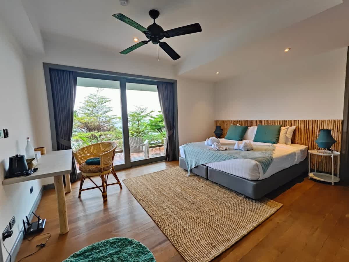 Luxury Villa Firesky beachfront and sunset
