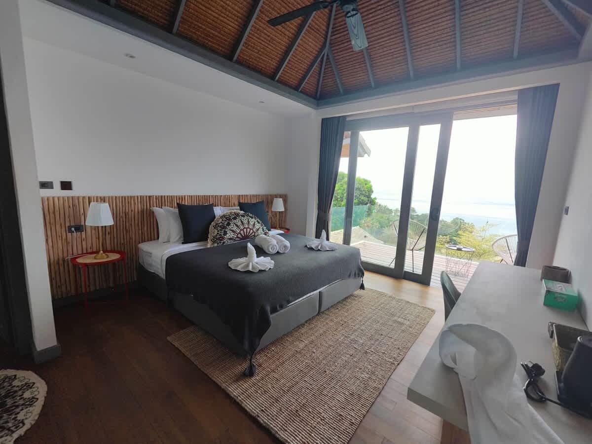 Luxury Villa Firesky beachfront and sunset