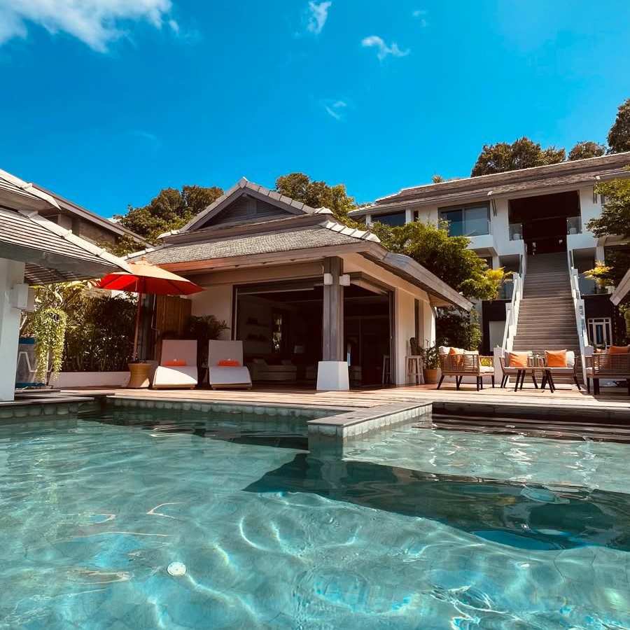 Luxury Villa Firesky beachfront and sunset