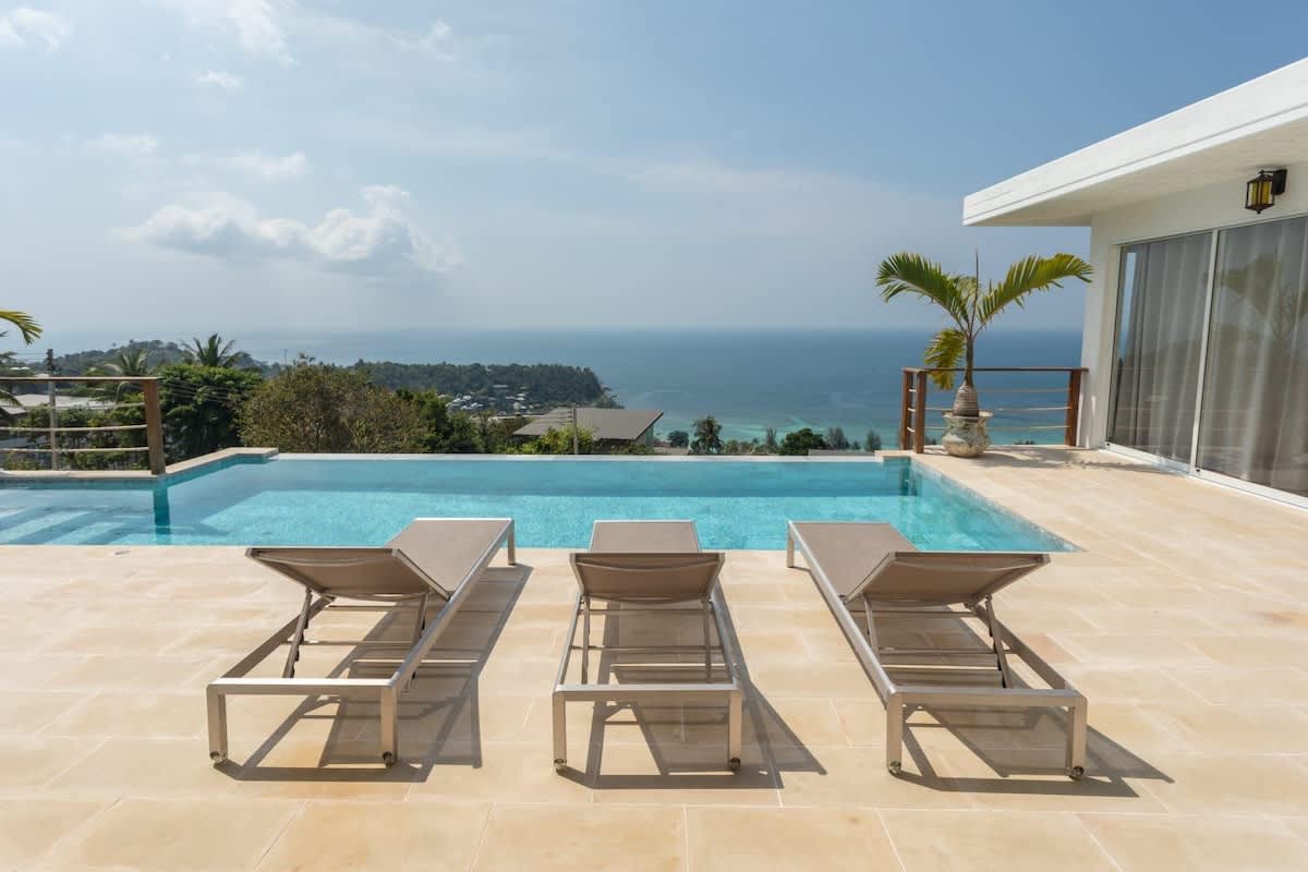 Takian luxury villa, sea view & sunset