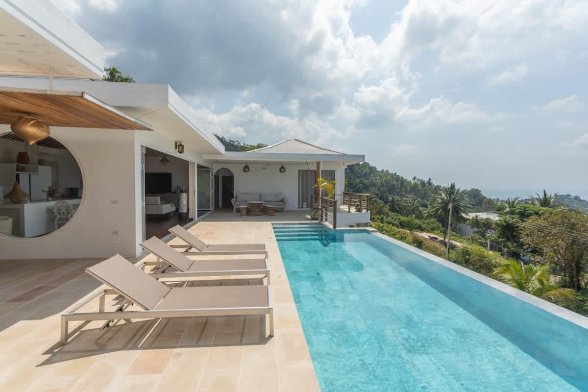 Takian luxury villa, sea view & sunset