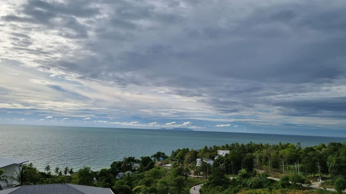 Villa Sunset rooftop with pool and 180 Seaview
