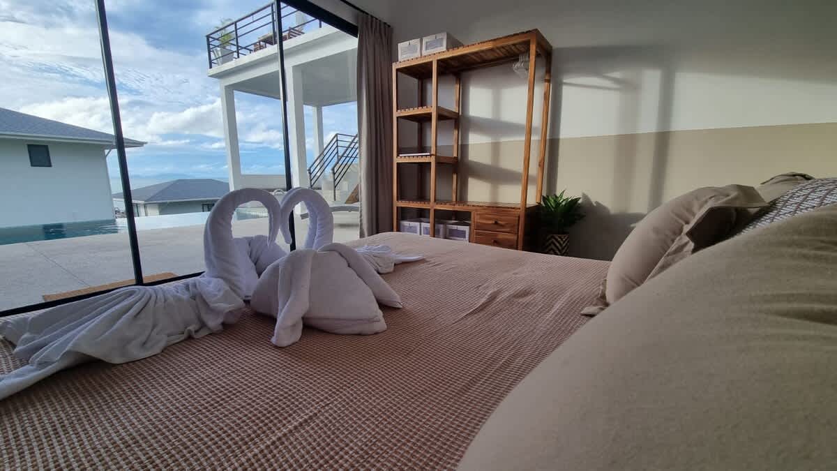 Villa Sunset rooftop with pool and 180 Seaview