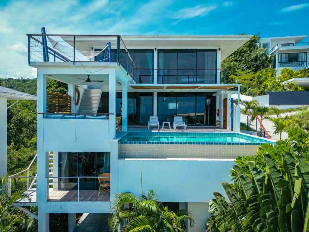 Villa Tahiana,  Amazing sea view, 1 min to the beach