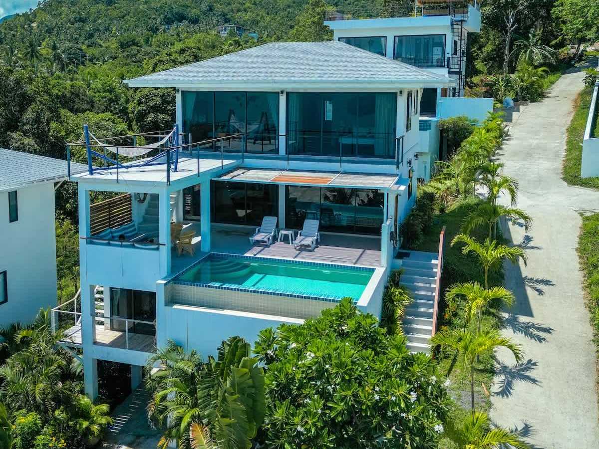 Villa Tahiana,  Amazing sea view, 1 min to the beach