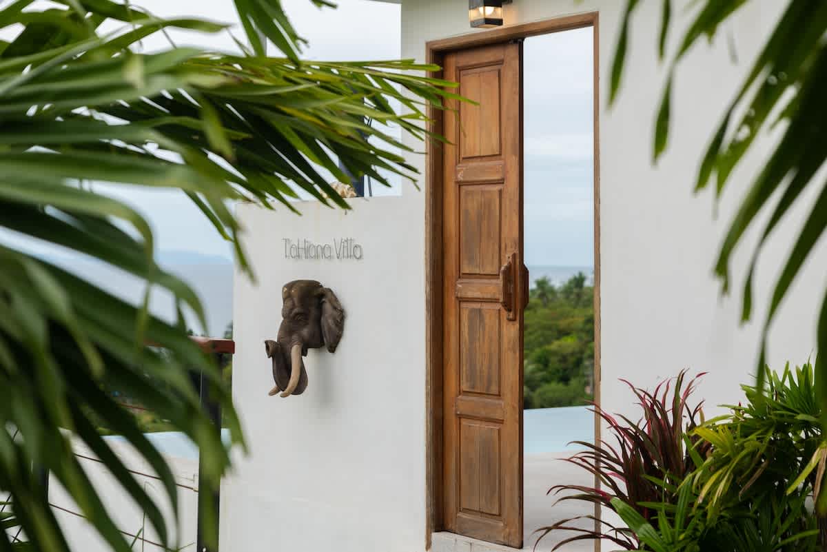Villa Tahiana,  Amazing sea view, 1 min to the beach