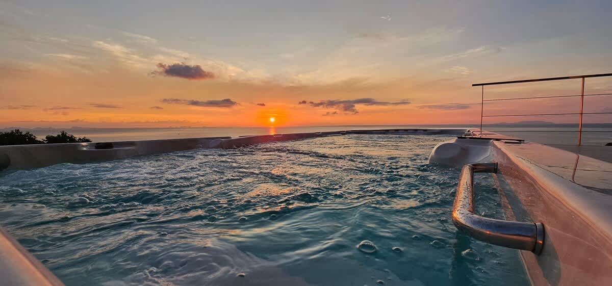 Luxurious Villa Valentin, sea view and sunset
