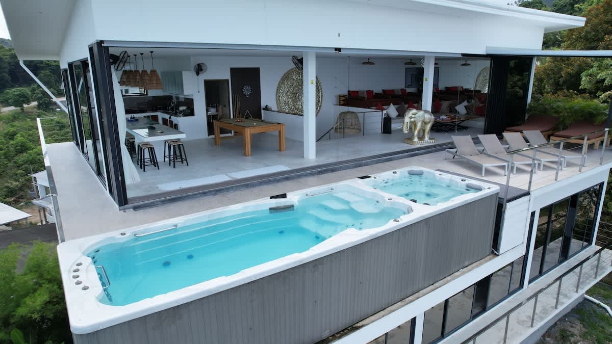 Luxurious Villa Valentin, sea view and sunset