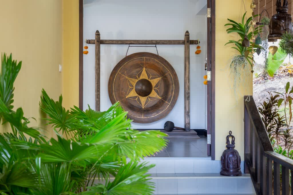 Villa Baan Sam Sao: pool & tropical garden
