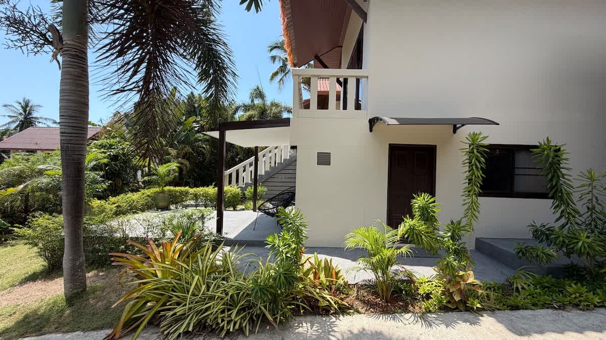 Villa Baan Sam Sao: pool & tropical garden