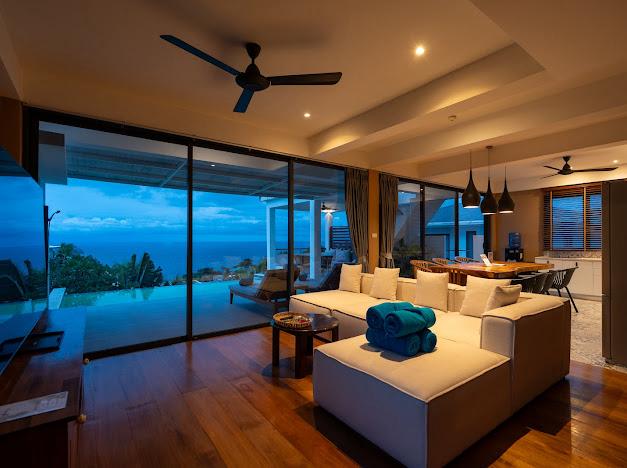 Villa Tahiana, Amazing sea view, 1 min to the beach