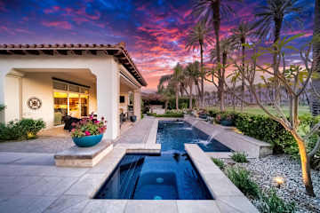 *Casa Hiraya