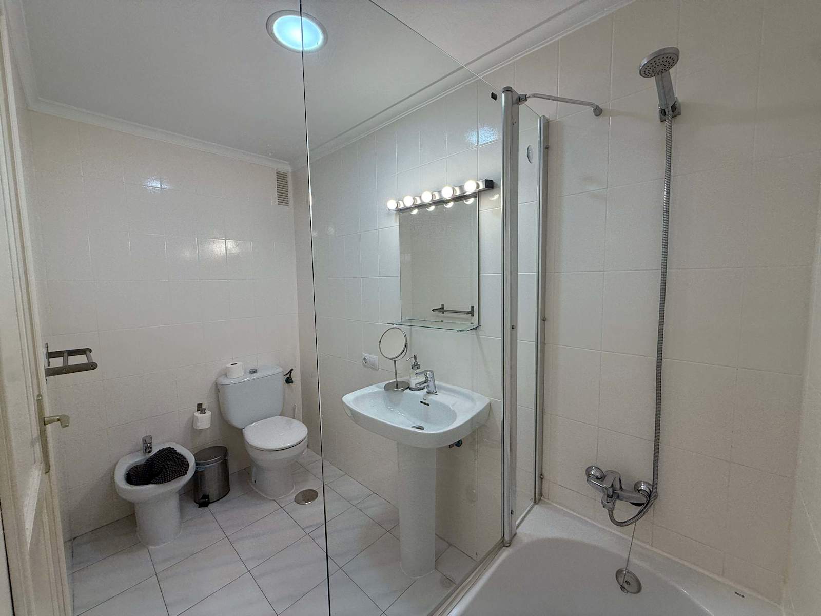 Foto 5 del apartamento Patio & Jacuzzi de Le Family Palms en Playa Honda, Lanzarote