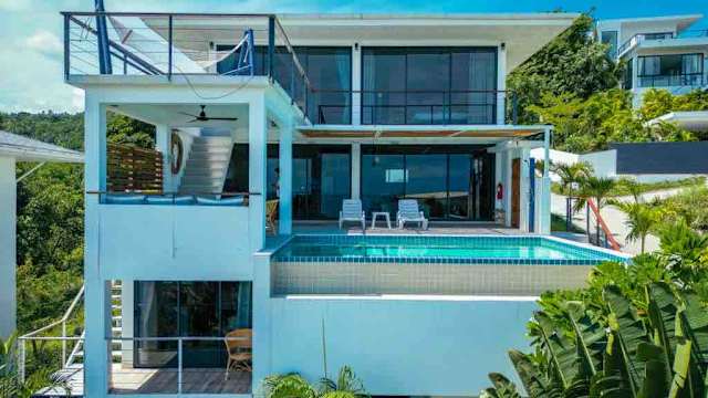 Villa Tahiana,  Amazing sea view, 1 min to the beach