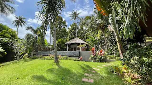 Villa Baan Sam Sao: pool & tropical garden