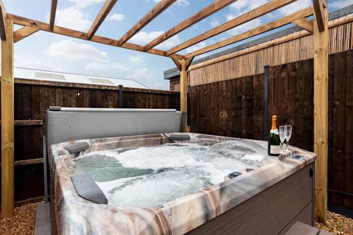 Cromer Beach House — Hostahome managed short-let