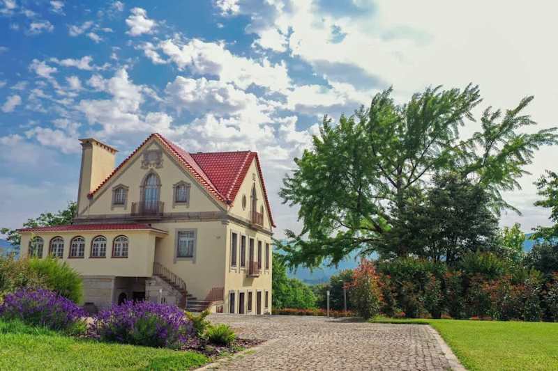 The Luxury Manor · Portugal Active