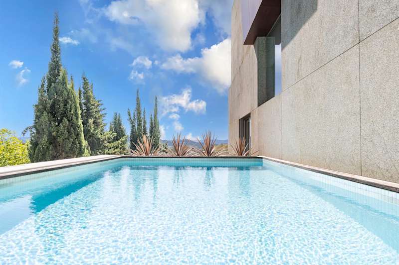 Skyline Retreat · Portugal Active