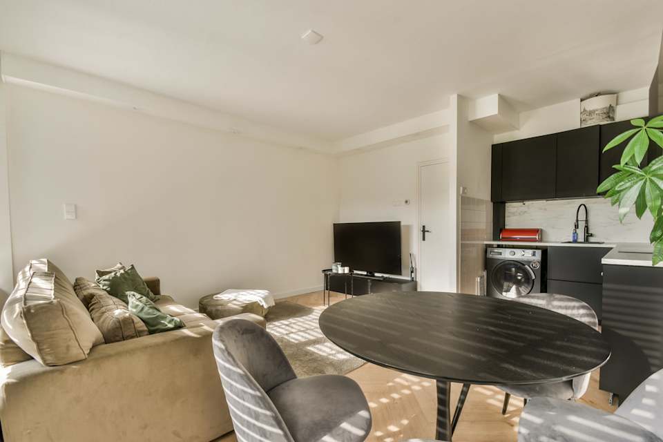 Image 1 of 15