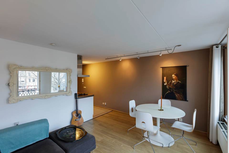 Image 1 of 23