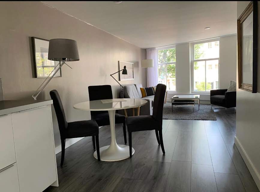 Image 2 of 11