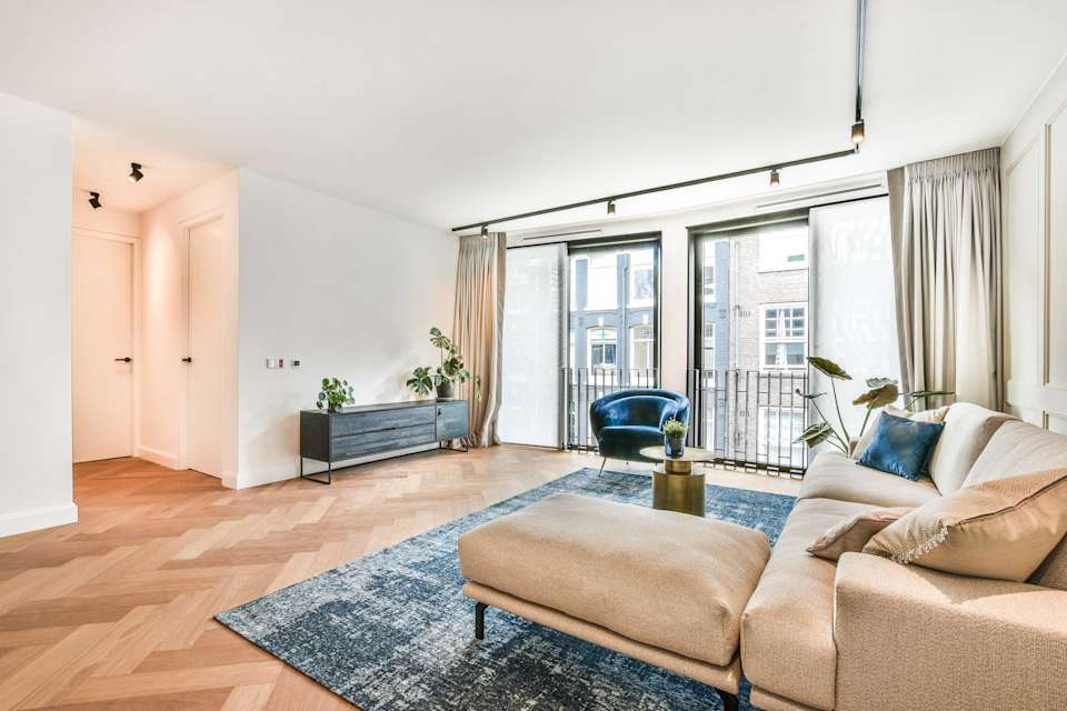 Image 1 of 17