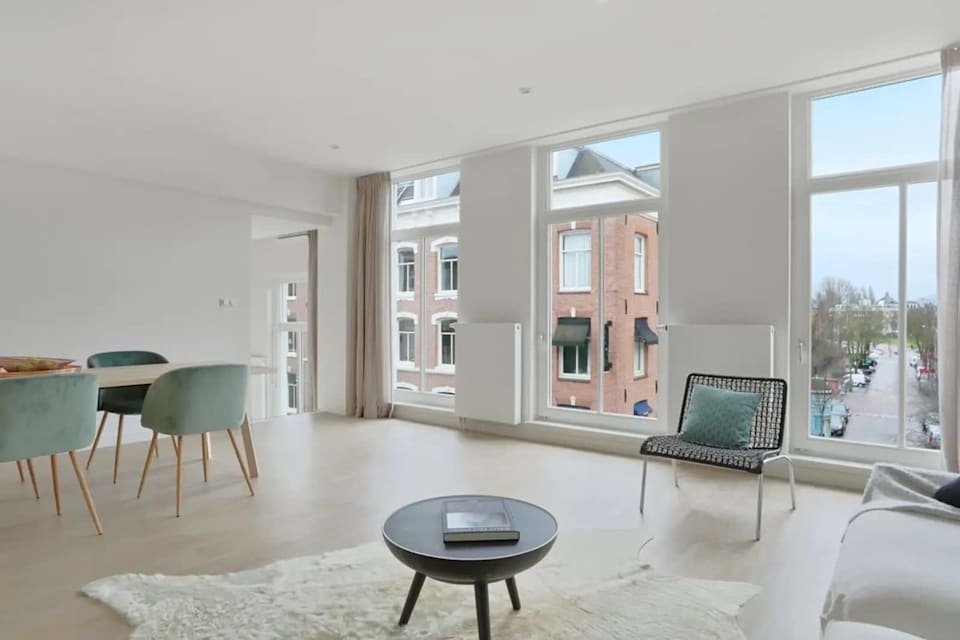 Image 1 of 17