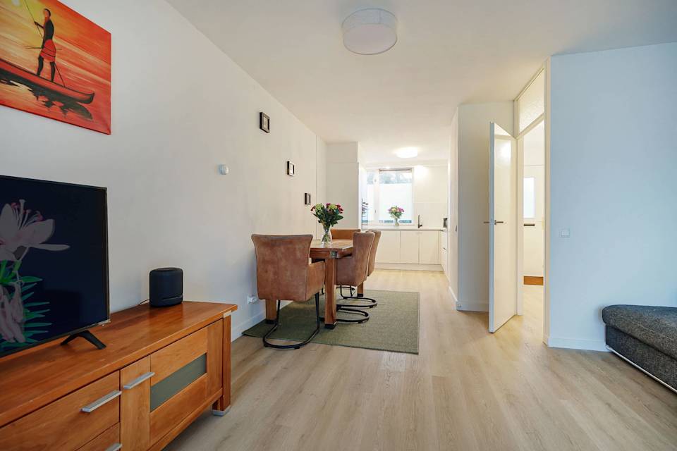 Image 2 of 36