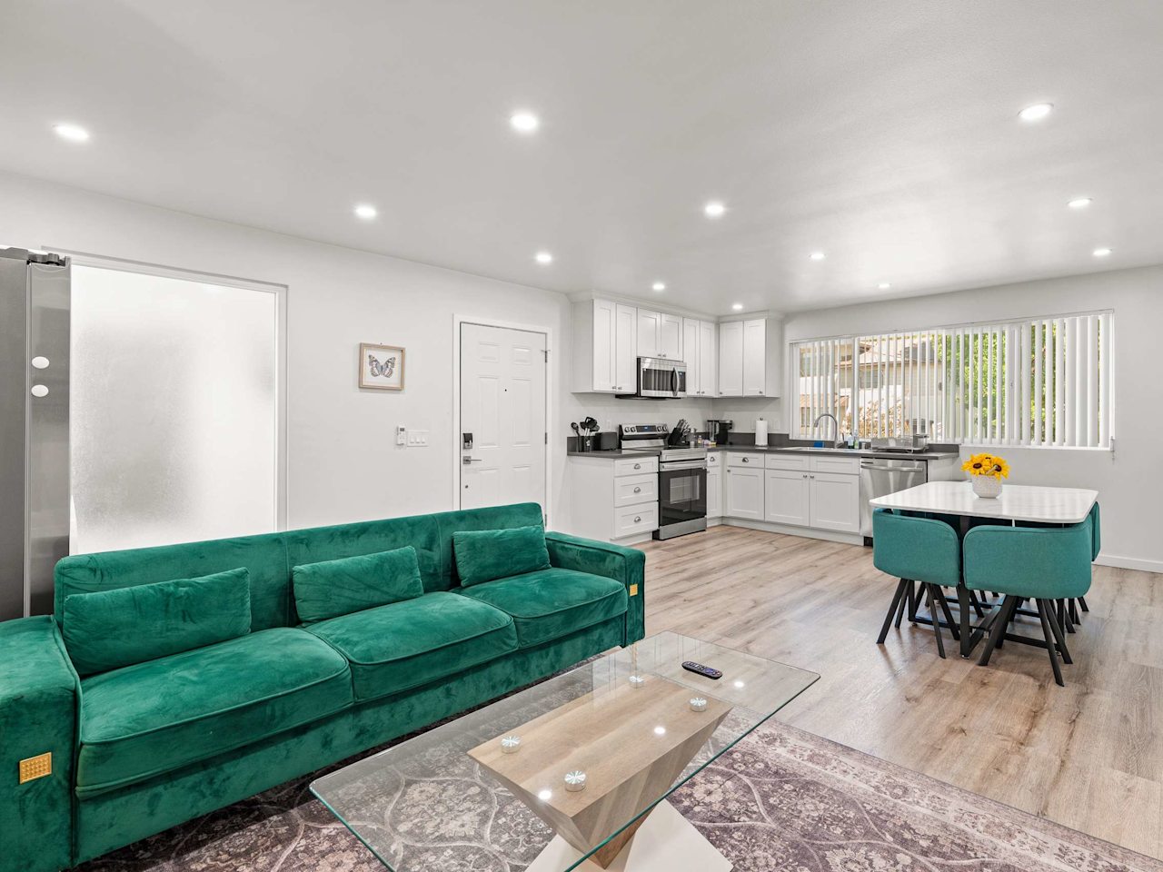 Stylish Modern Retreat Near LA Top Attractions #5 photo 1