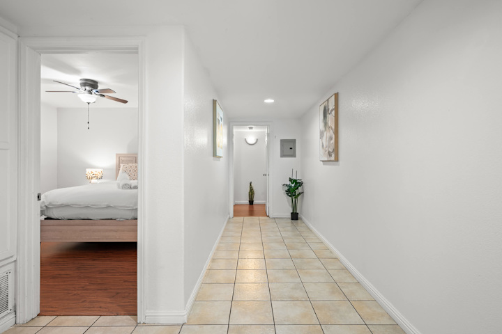 Near USC&DTLA Spacious Private Bedroom #2 photo 5