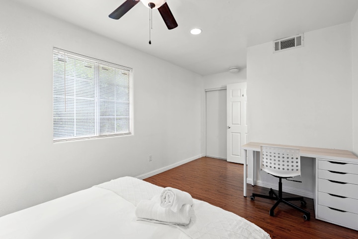 Near USC&DTLA Spacious Private Bedroom #4 photo 2