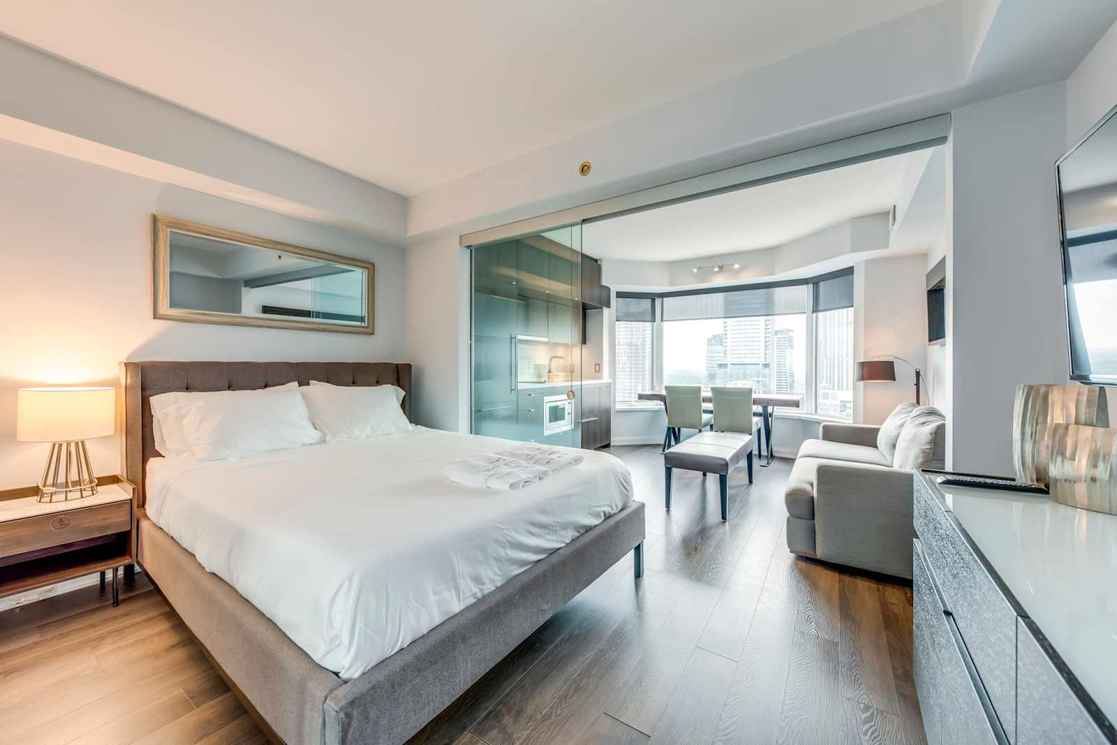 1BR Condo Modern Living