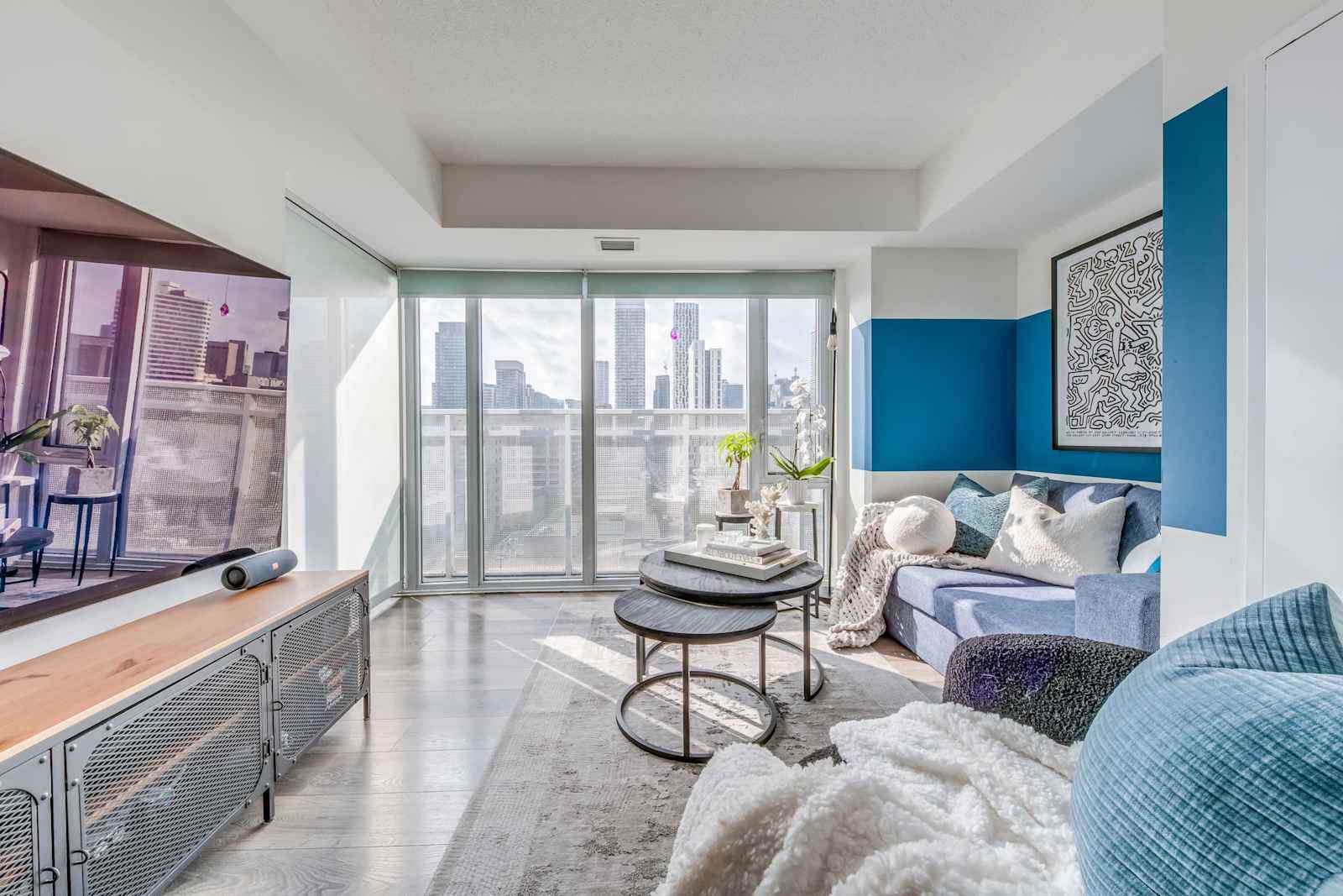 University District Decadent Condo