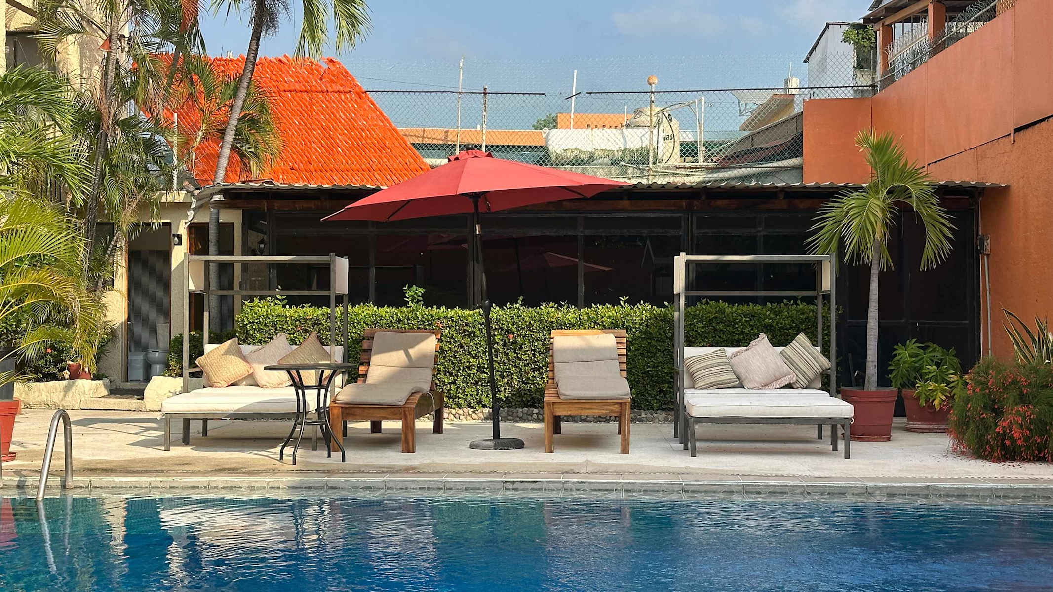 Charming 2BR Condo in Boutique Hotel, Zihua 1