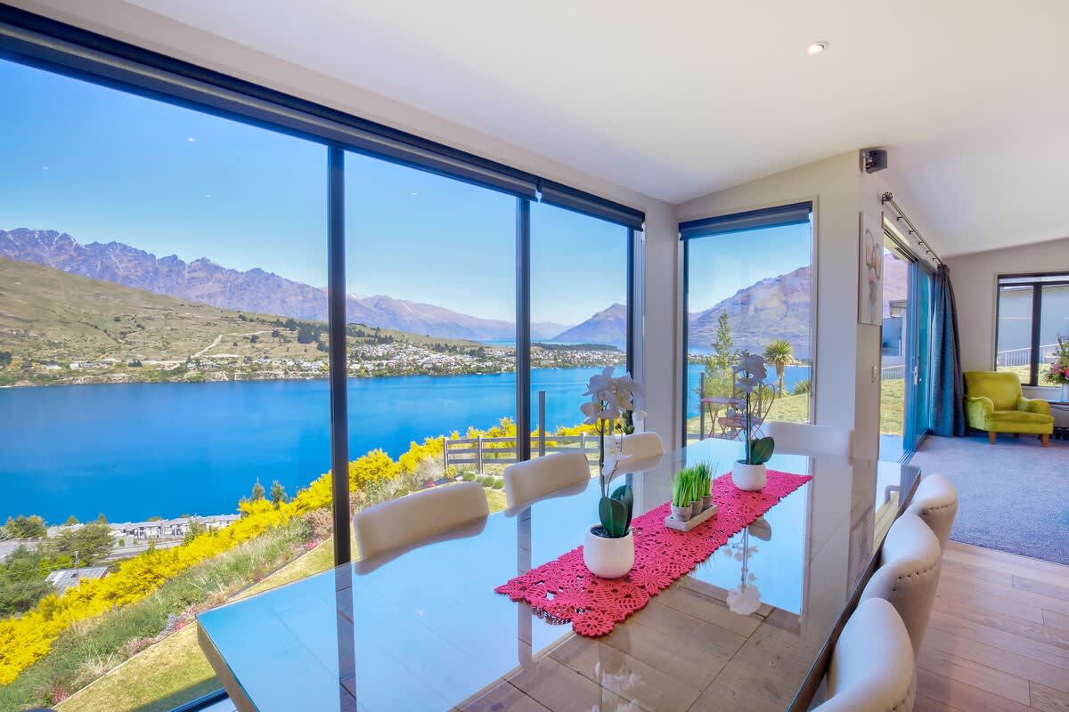 Ultimate Heights Queenstown Jaw dropping views photo 1